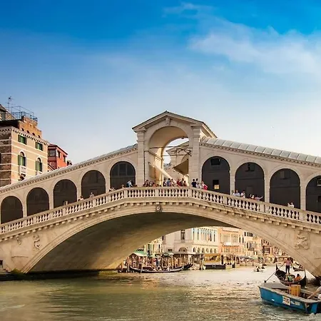 아파트 Art & Culture Biennale - Sweet