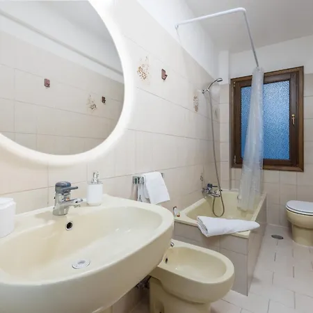 Art & Culture Biennale - Sweet 아파트